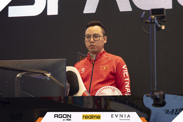 SEA Games 33: Cổ Động Viên FC Online Việt Nam Mang Đến Bầu Không Khí Cuồng Nhiệt