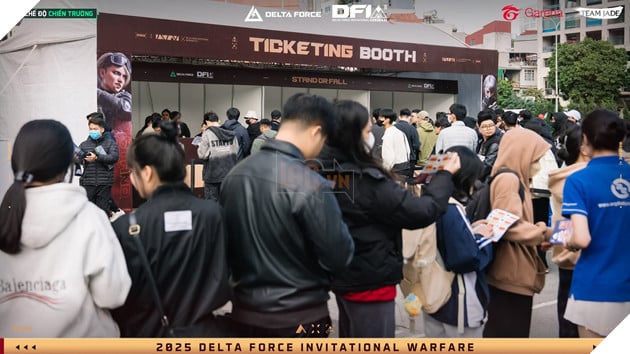 Đông đảo khán giả tại khu check-in của DFIW 2025