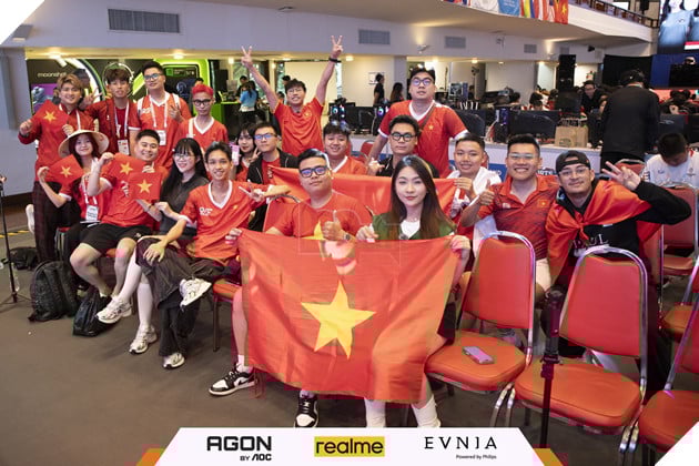 SEA Games 33: Bầu Không Khí Bùng Nổ Trong Ngày Thi Đấu MLBB Nữ Và FC Online 5