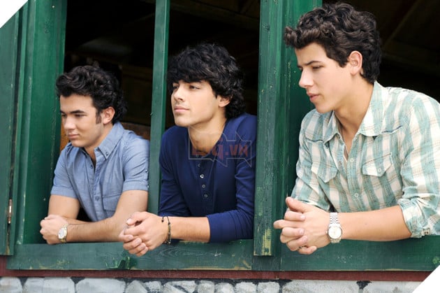 Hình ảnh về "Cam Rock".