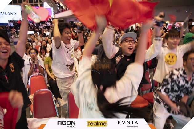 SEA Games 33: Hàng Trăm Khán Giả Đến Theo Dõi Đại Chiến Liên Quân Mobile Việt Thái 4