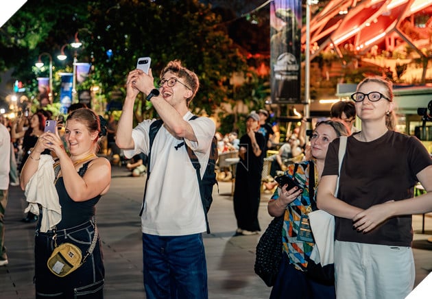 2025 PMGC Tạo Điểm Nhấn Với Buổi Biểu Diễn Drone Light Show Trên Bầu Trời Sông Chao Phraya 7