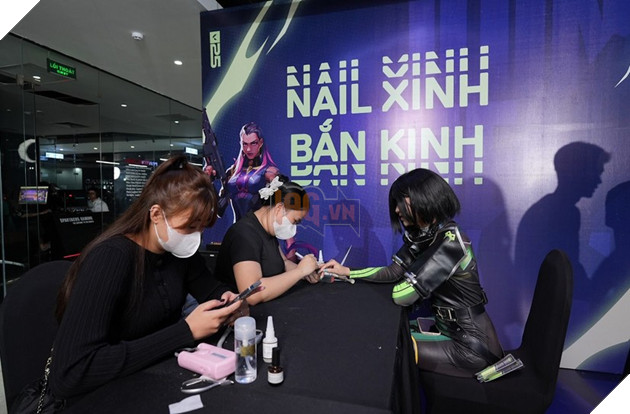 Bùng nổ cảm xúc tại Chung kết Offline giải đấu VALORANT Rising Flame 14