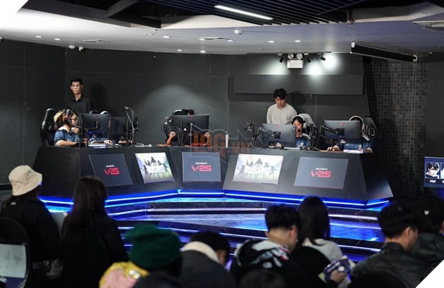 Bùng nổ cảm xúc tại Chung kết Offline giải đấu VALORANT Rising Flame 10