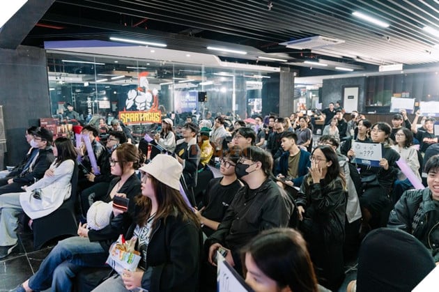 Bùng nổ cảm xúc tại Chung kết Offline giải đấu VALORANT Rising Flame 7