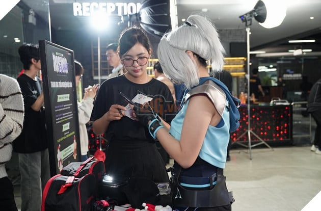 Bùng nổ cảm xúc tại Chung kết Offline giải đấu VALORANT Rising Flame 21