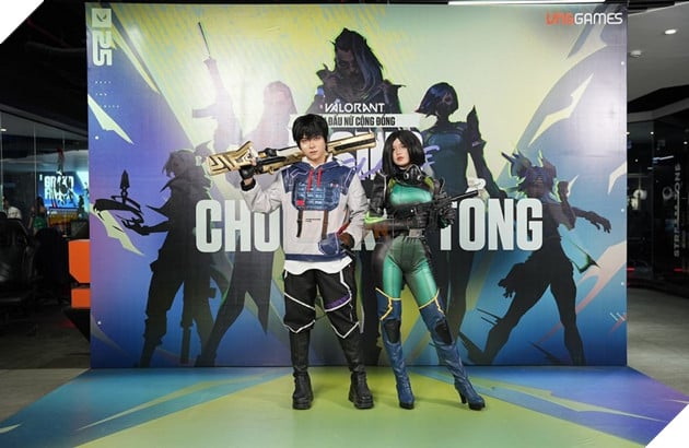 Bùng nổ cảm xúc tại Chung kết Offline giải đấu VALORANT Rising Flame 19