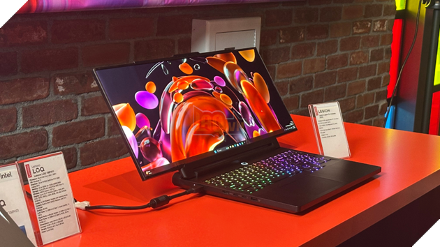 Lenovo trình làng concept laptop gaming màn hình cuộn siêu rộng tại CES 2026 2