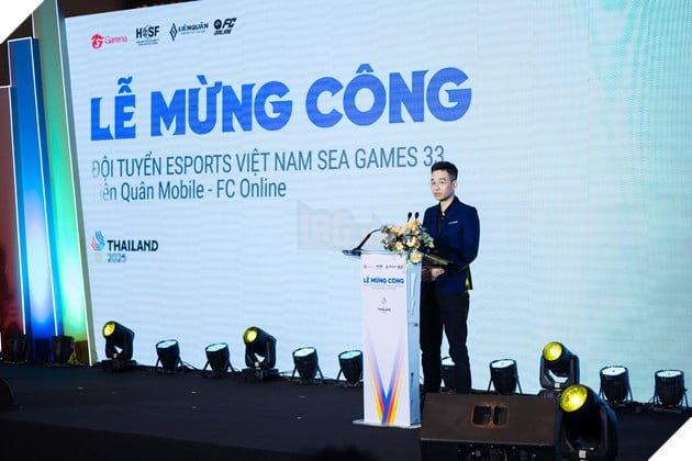 Garena Việt Nam Trao Tặng Hơn 1 Tỷ Đồng Mừng Công Các Đội Tuyển Thể Thao Điện Tử Việt Nam Đoạt Huy Chương Tại SEA Games 33 Nội Dung Liên Quân Mobile Và FC Online 2