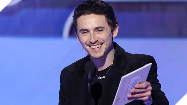 Hình ảnh diễn viên Timothée Chalamet tại lễ trao giải Quả Cầu Vàng. 