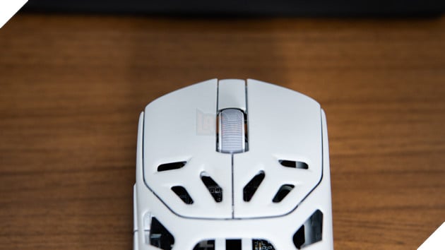 Trên Tay Corsair Sabre v2 Pro Wireless MG: Khung magie, phản hồi siêu nhanh và sự ổn định cho đấu trường FPS 11