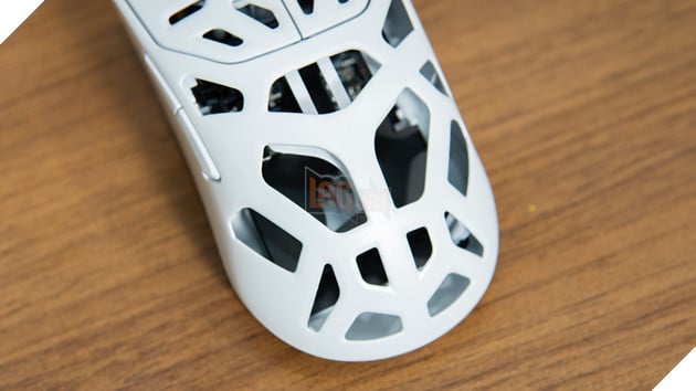 Trên Tay Corsair Sabre v2 Pro Wireless MG: Khung magie, phản hồi siêu nhanh và sự ổn định cho đấu trường FPS 4