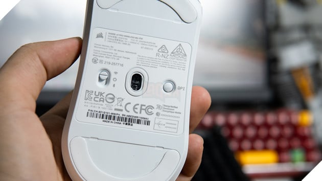 Trên Tay Corsair Sabre v2 Pro Wireless MG: Khung magie, phản hồi siêu nhanh và sự ổn định cho đấu trường FPS 7