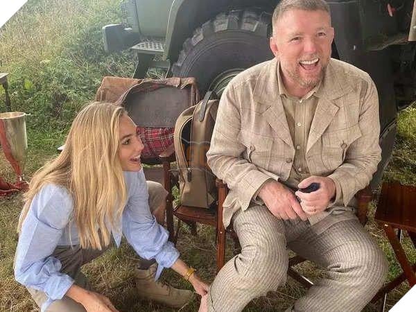 Hình ảnh về phim "Wife and Dog".