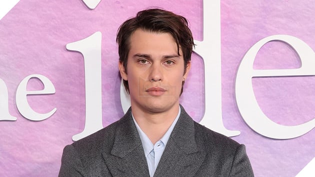 Hình ảnh diễn viên Nicholas Galitzine.