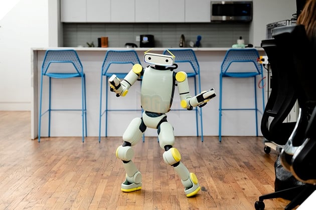 Startup New York ra mắt robot hình người bọc xốp, lấy cảm hứng từ WALL E 2