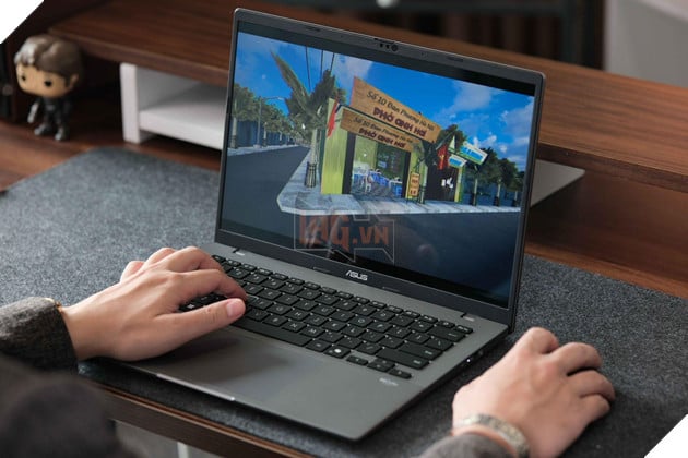 Đánh Giá ASUS Zenbook 14 UM3406GA Và ASUS Vivobook S14 M3407GA : Mỏng Nhẹ, Pin Lâu 5