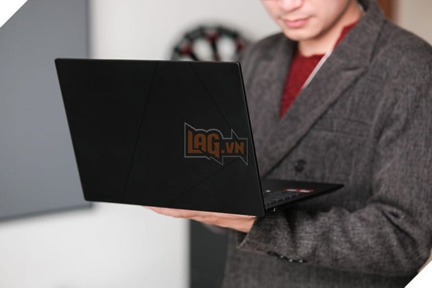 Đánh Giá ASUS Zenbook 14 UM3406GA Và ASUS Vivobook S14 M3407GA : Mỏng Nhẹ, Pin Lâu 21