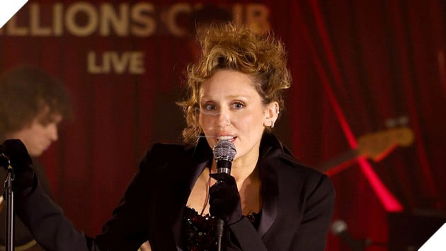 Hình ảnh về nữ ca sĩ Miley Cyrus.