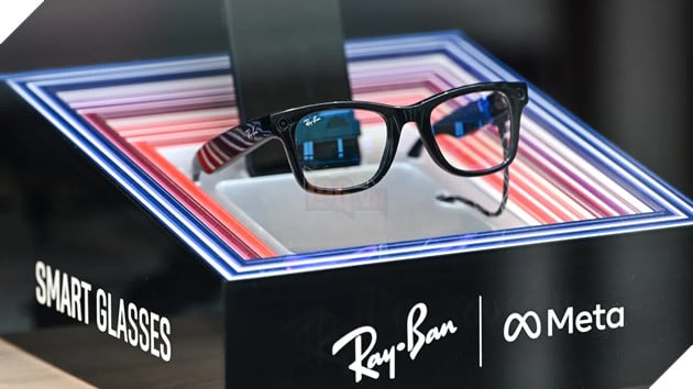 Kính thông minh Meta gây lo ngại quyền riêng tư khi dữ liệu video được con người xem lại