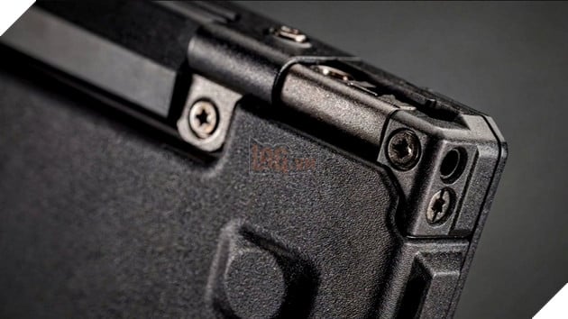 Oukitel RG14-P: Chiếc laptop nồi đồng cối đá chạy bằng năng lượng mặt trời chính thức lộ diện 2