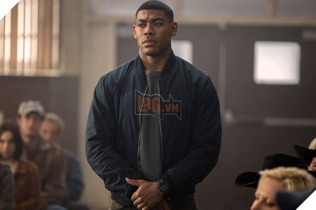 Hình ảnh về sao nam Aaron Pierre.