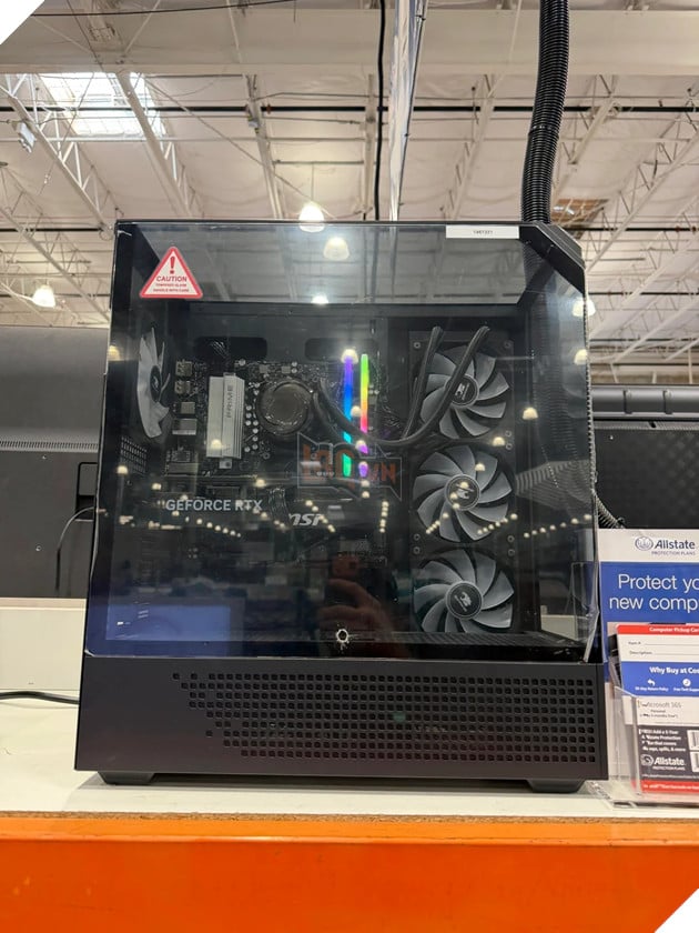 Gamer săn được dàn PC Ryzen 7 9800X3D và RTX 5070 với giá chỉ... 1.000 USD 2