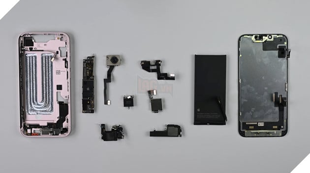  Giải phẫu iPhone 17e: Apple chỉ cần vài phút để thêm MagSafe vào iPhone 16e
