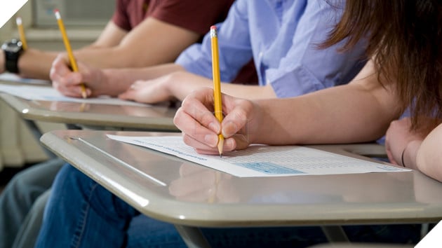 Kính AI cho thuê nở rộ tại Trung Quốc, trở thành “phao cứu sinh” mới trong phòng thi 2