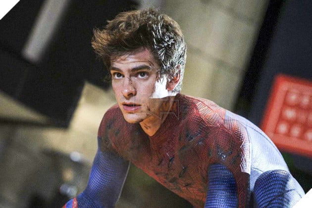 Hình ảnh về diễn viên Andrew Garfield trong tạo hình Spider Man.