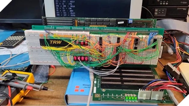 Modder tự chế card ISA, tăng tốc CPU Intel 8086 gấp 2,5 lần
