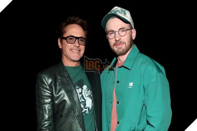 Hình ảnh và ê kíp sản xuất Avengers: Doomsday tại CinemaCon 2026.