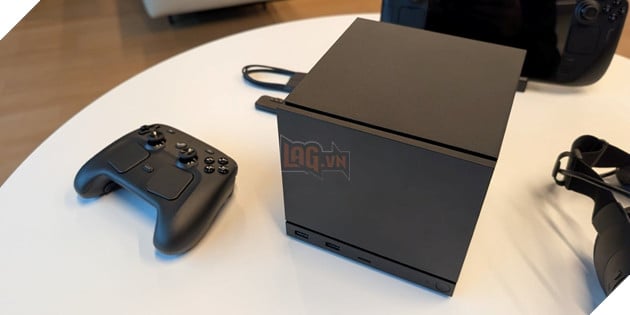 Valve nhập 50 tấn máy chơi game cầm tay trong 2 ngày, nghi vấn chuẩn bị ra mắt Steam Machine 2
