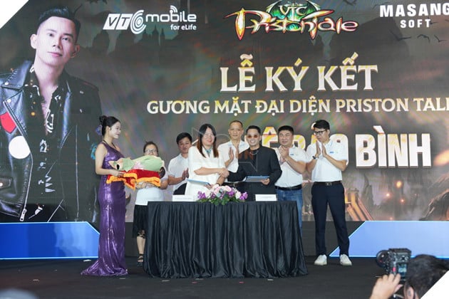 Lê Bảo Bình đồng hành cùng Priston Tale VTC tại họp báo ra mắt ngày 08/05