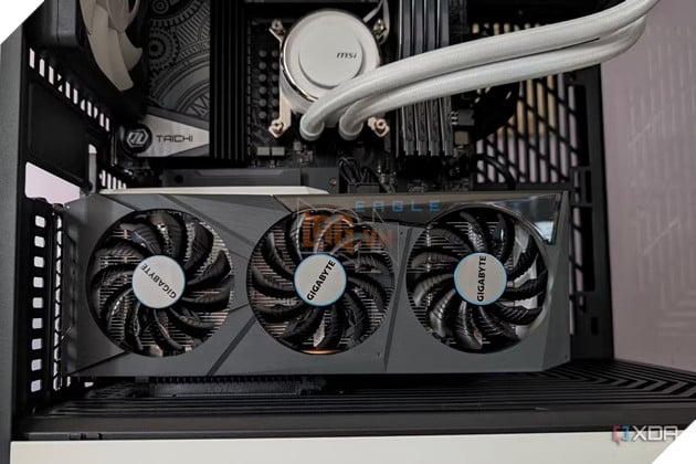 AMD được cho là sắp ra mắt Radeon RX 9050 8GB giữa khủng hoảng VRAM toàn cầu