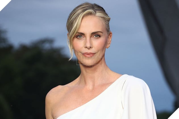 Hình ảnh về nữ diễn viên Charlize Theron.