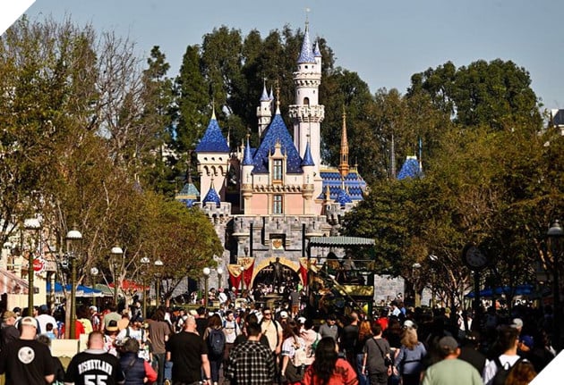 Disney đối mặt vụ kiện tập thể vì công nghệ nhận diện khuôn mặt tại công viên giải trí 3