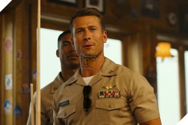 Nam diễn viên Glen Powell nổi tiếng với vai diễn trong bộ phim kinh điển "Top Gun".