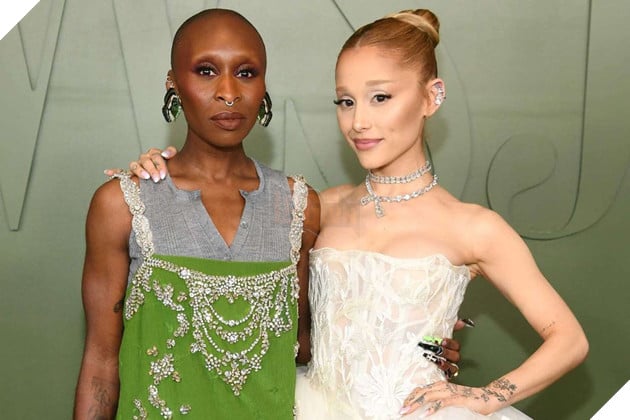 Hình ảnh về nữ diễn viên Ariana Grande và Cynthia Erivo.