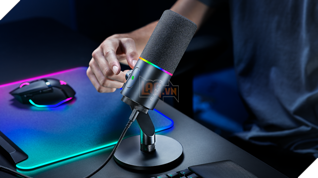 CHẤT ÂM PHÒNG THU. CHỈN CHU DỄ DÀNG RA MẮT RAZER SEIREN V3 PRO 4