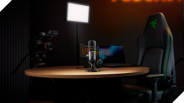 CHẤT ÂM PHÒNG THU. CHỈN CHU DỄ DÀNG RA MẮT RAZER SEIREN V3 PRO 2