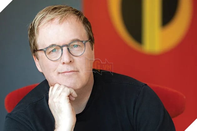 Hình ảnh về đạo diễn và nhà sản xuất phim Brad Bird.