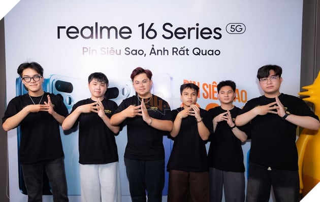 Chung kết realme Cup 2026 bùng nổ tại TP.HCM, hàng trăm sinh viên cháy hết mình cùng Liên Quân Mobile 4