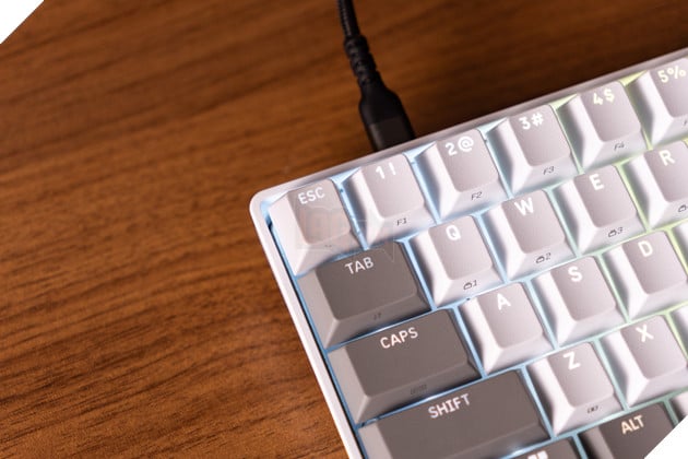 COMBO Corsair Clipper Pro Mini 60 & HS35 v3 Wireless: Bộ đôi gaming gear đáng chú ý cho game thủ FPS hiện đại 10