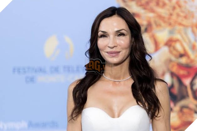 Hình ảnh về nữ diễn viên Famke Janssen.