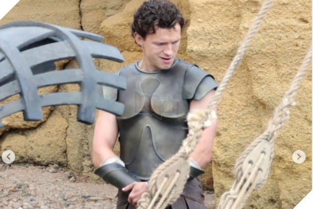 Hình ảnh về nam diễn viên Tom Holland trong tạo hình ở phim The Odyssey.