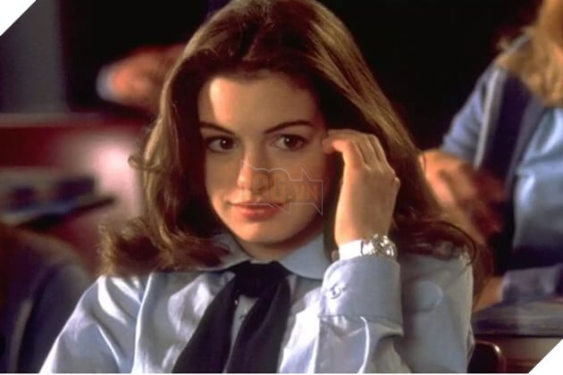Hình ảnh về nữ diễn viên Anne Hathaway trong phim The Princess Diaries.