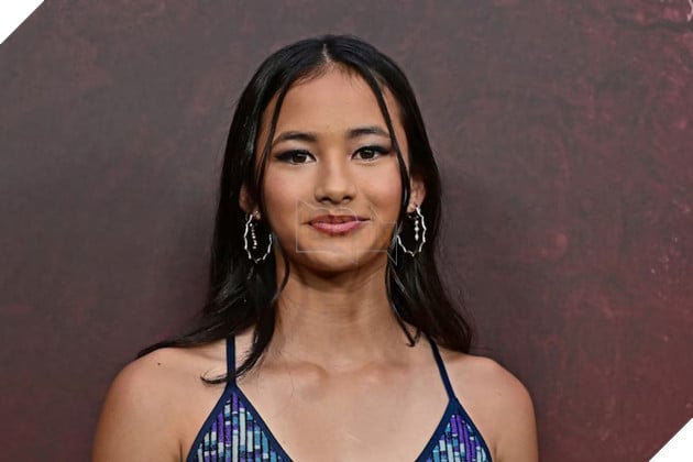 Hình ảnh về nữ diễn viên Kaylee Hottle.