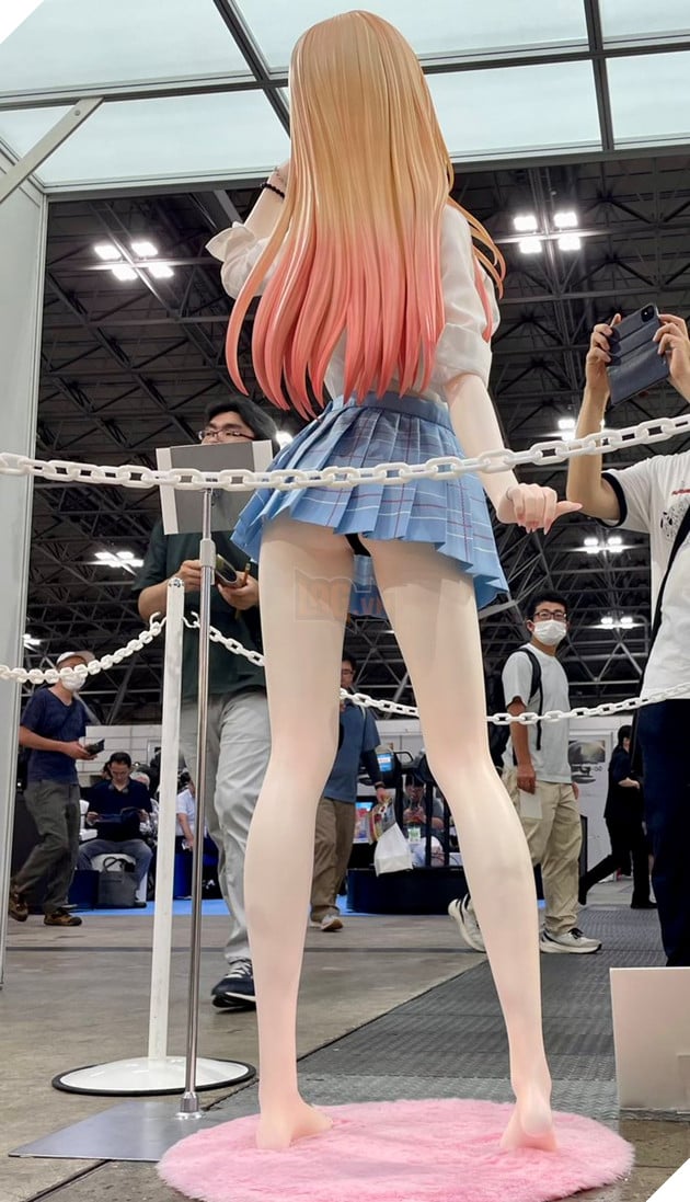 Gây bão tại sự kiện Anime: Mô hình Marin Kitagawa tỷ lệ 1:1 gây sốt vì độ tinh xảo và câu trả lời bất ngờ dưới lớp váy 3