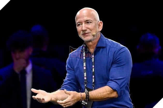 Hình ảnh về doanh nhân Jeff Bezos.